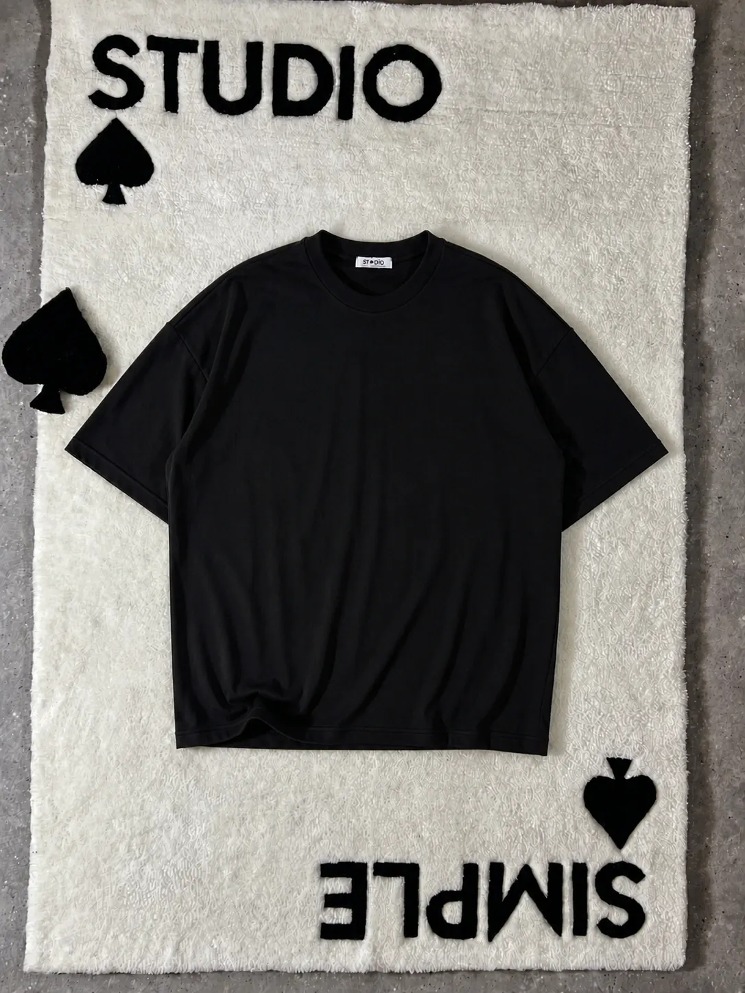 T-shirt noir Studio du Simple